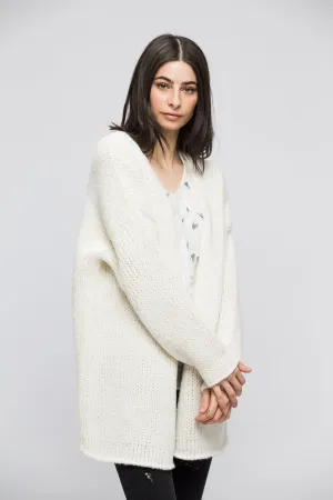 Alpaca Oversized Chunky woman  knit cardigan- Off white.