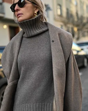 Chunky oversized Turtleneck-Pullover, walnut