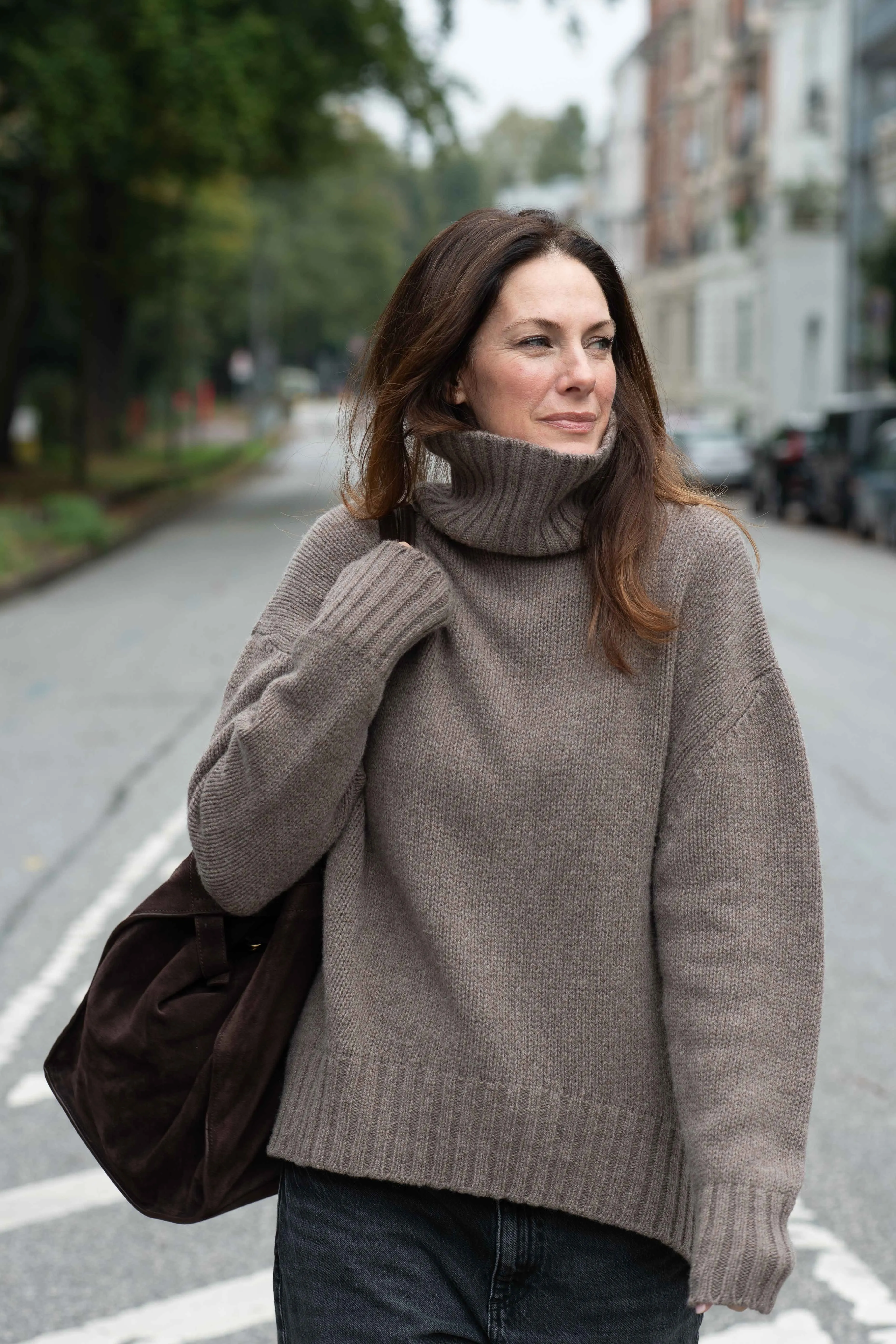 Chunky oversized Turtleneck-Pullover, walnut