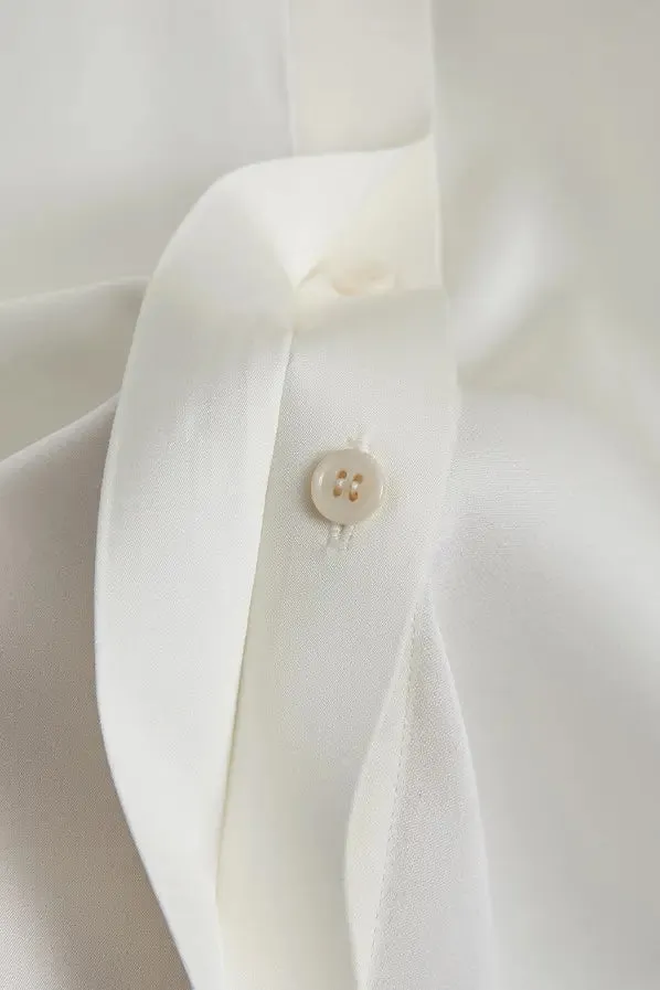 Essential Sleeveless Silk Blouse