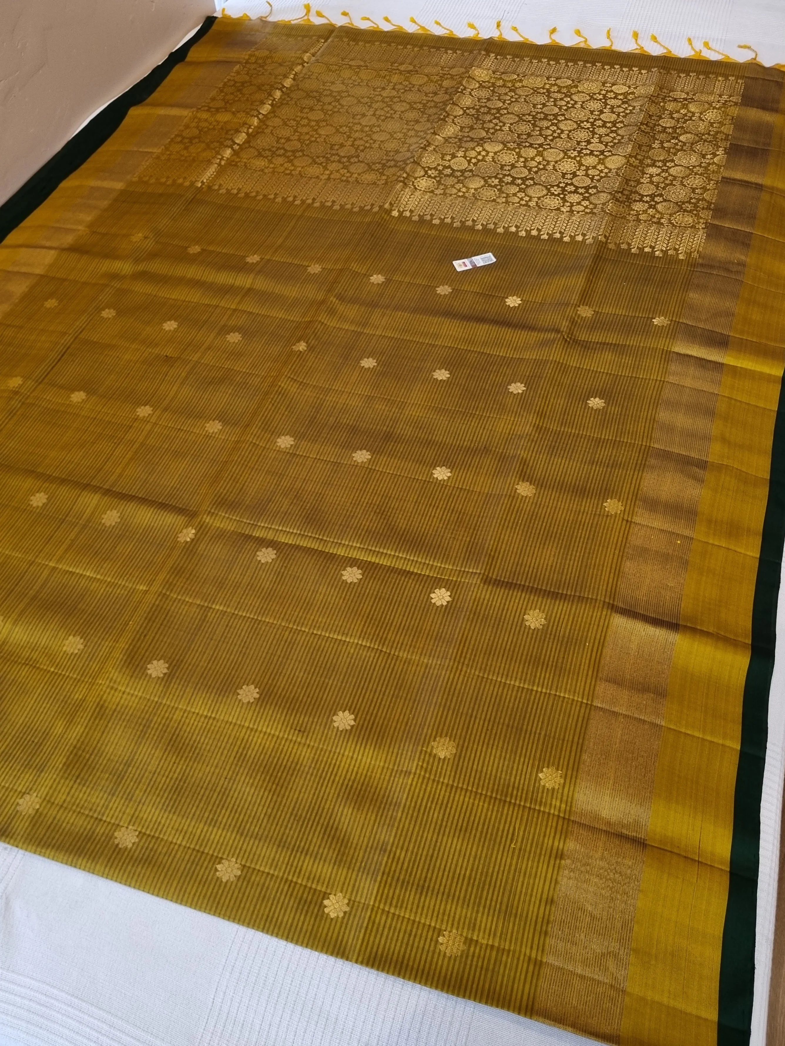 Handwoven  Kanjivaram Soft Silk Saree