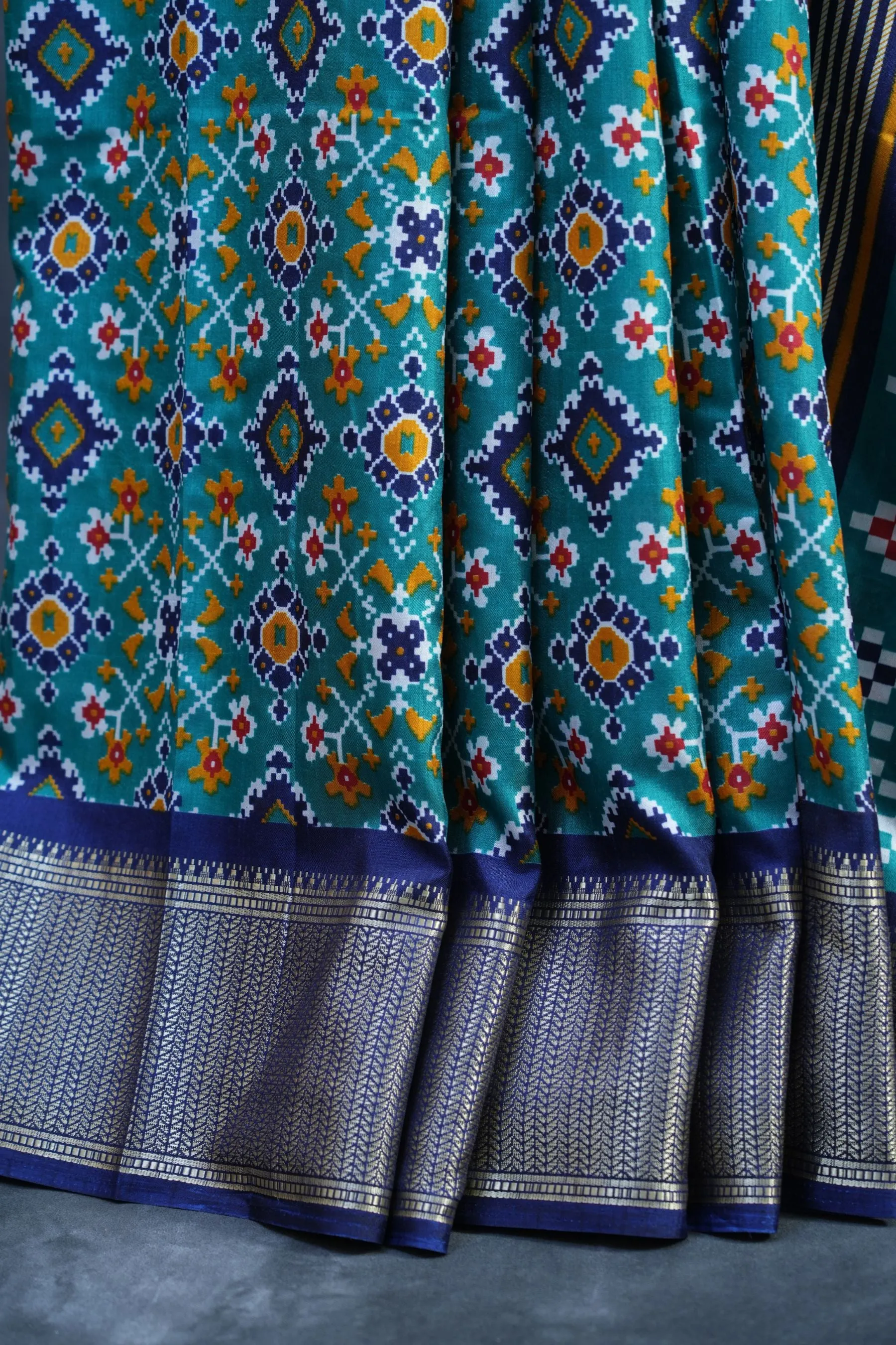 Kanchipuram Semi-Silk Saree with Ikkat Design & Matching Blouse Piece